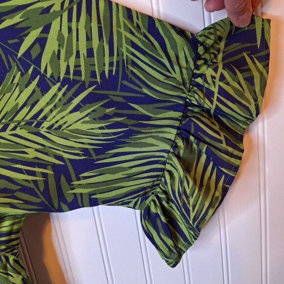 Bonworth Womens Pullover Top Size L Green Blue Palm Leaf Ruffle Sleeve and Hem - Picture 6 of 12